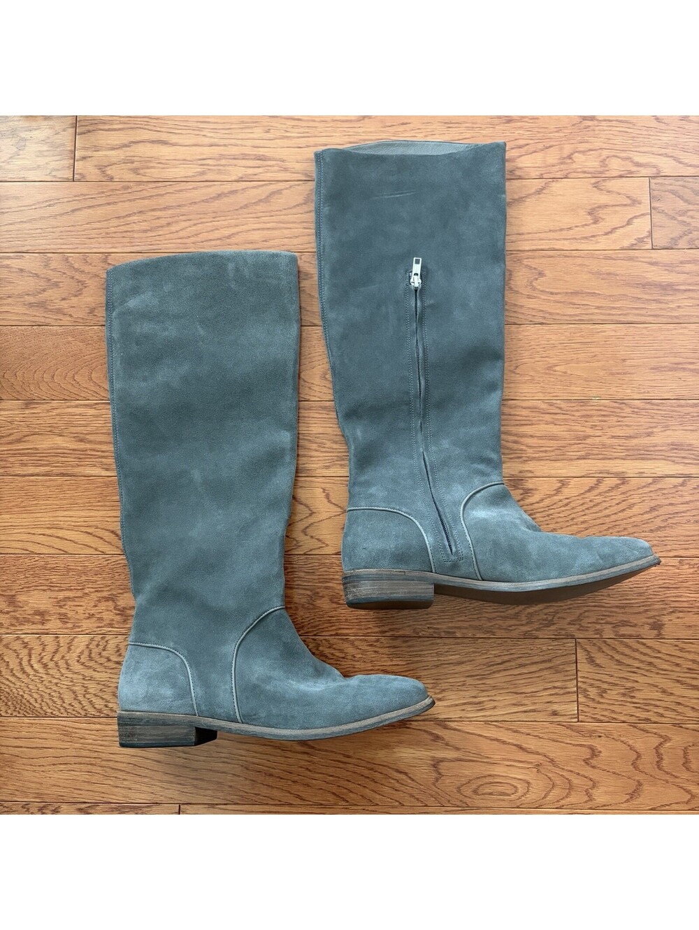 UGG Women’s 10 Suede Tall Boots Gray Side Zip Low Heel Western Riding Equestrian